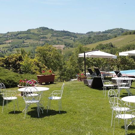 La Maragliana Aparthotel Castel Rocchero Bagian luar foto