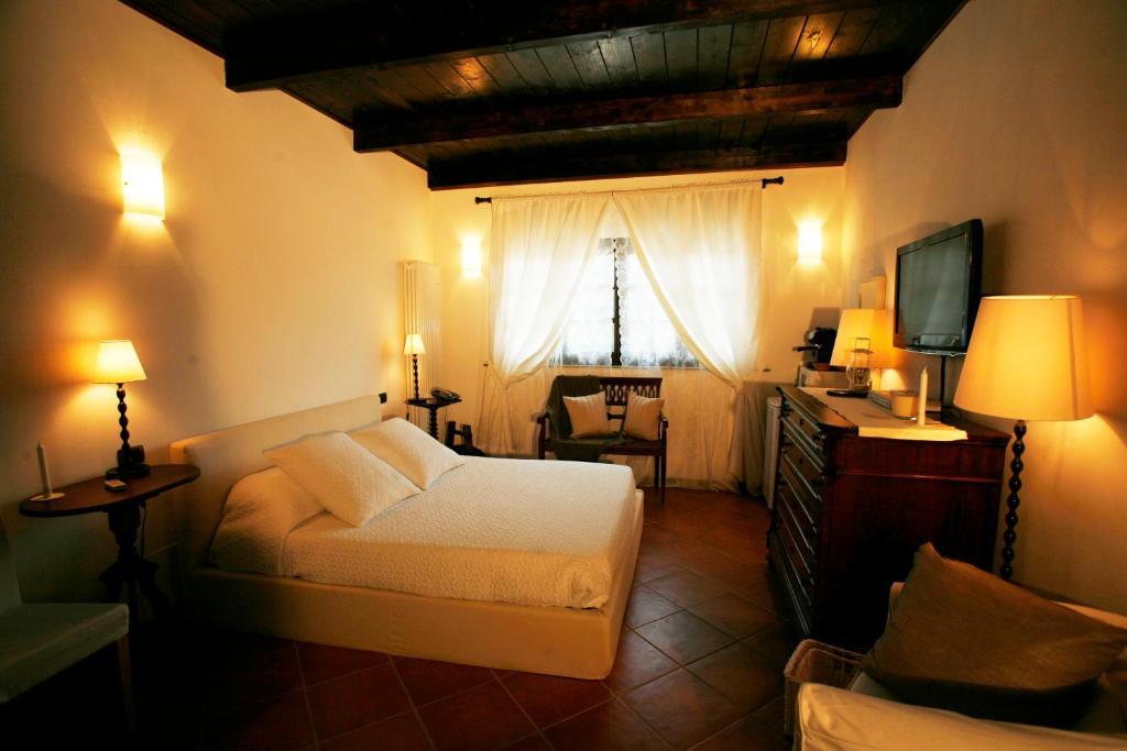 La Maragliana Aparthotel Castel Rocchero Ruang foto