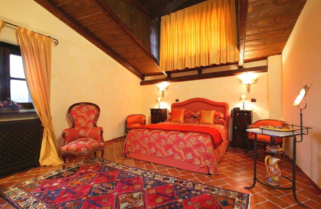 La Maragliana Aparthotel Castel Rocchero Ruang foto
